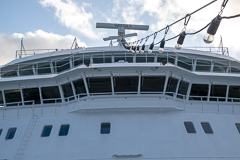 Blick auf Brücke und 'Public Viewing'